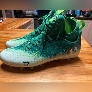 New in box Under Armour Spotlight Lux MC 2.0 Men’s Football Cleats